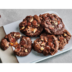 Venez deguster nous savoureux biscuits au chocolat noir et aux amandes
